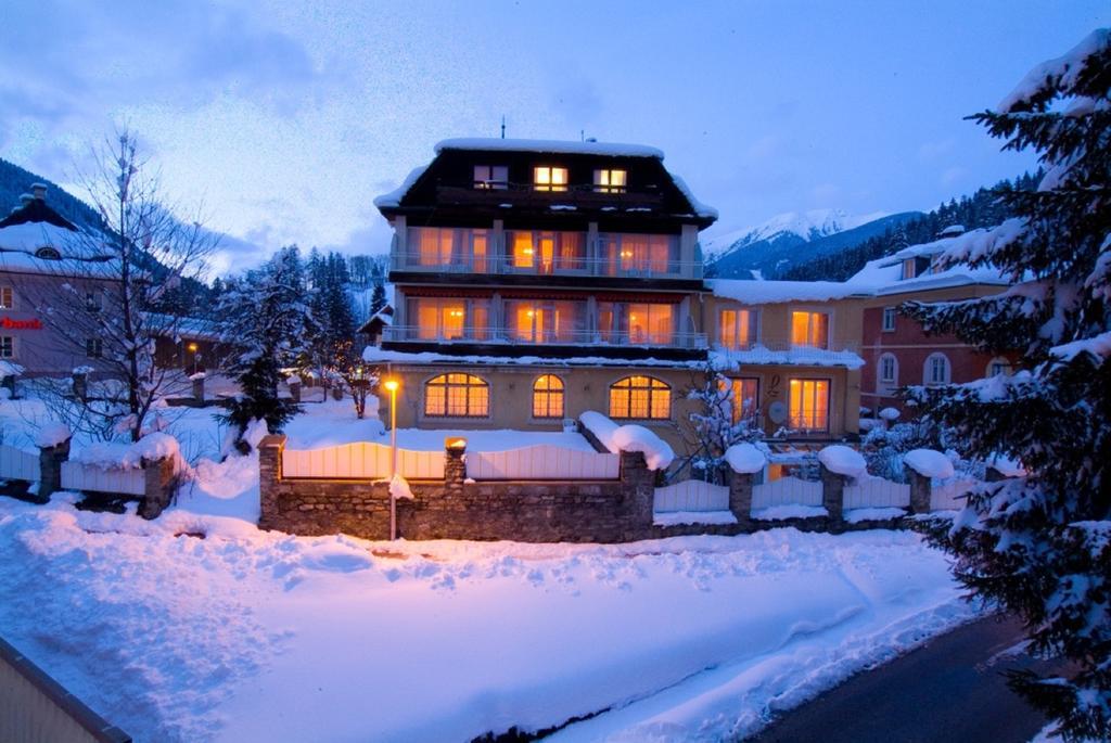 Hotel Lindenhof Bad Gastein Exterior foto